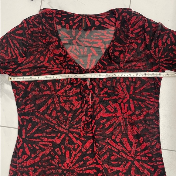 Simon Chang Red & Black Swim Coverup Ruffled Collar Self Tie 3/4 Sleeves Size M - Picture 10 of 11